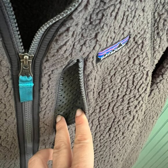 Women's Patagonia Grey Retro Pile Fleece Zip Up Jacket Size S - Picture 6 of 8